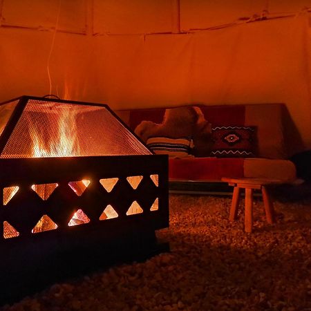 Hotel Teepee Camp Lounky Chodouny Exterior foto