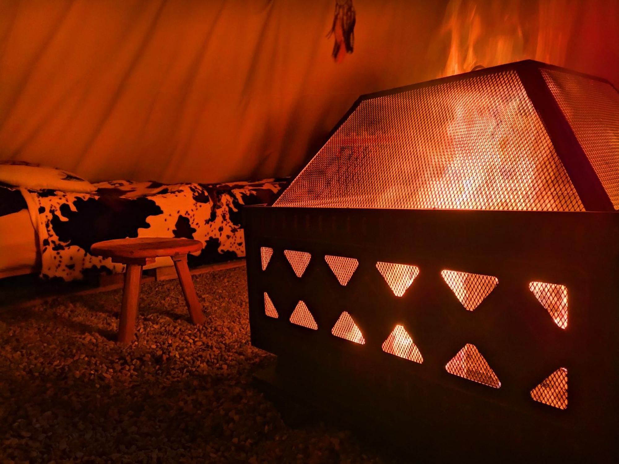 Hotel Teepee Camp Lounky Chodouny Exterior foto